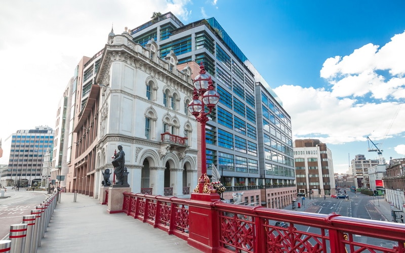 London,Street,From,Fabulous,Holborn,Viaduct,Side